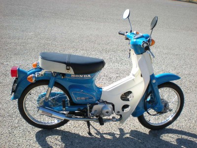 HONDA CUB MIT SEBRING AUSPUFF!!