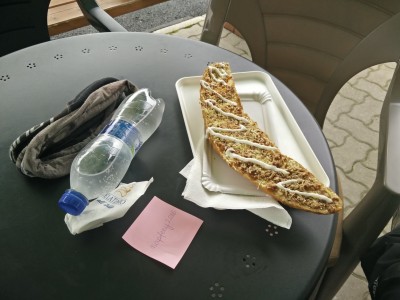 egy meleg szendvics.