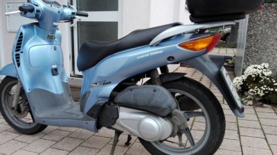 Honda SH125 Bj.2003.jpg