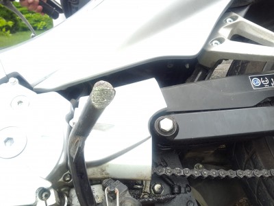 Ab und zu kann in einer Balkan-Kehre ein Fussraster streifen.