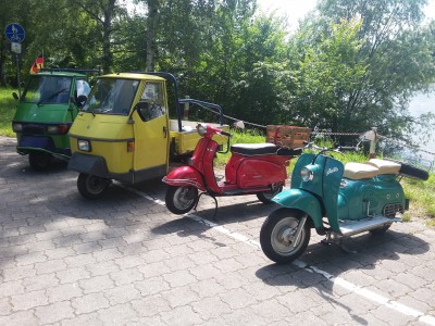 die gelbe APE ist meine @braucki<br />APE 50 Cross TL6T