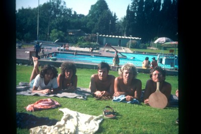 The ins in the Mücke ja ne, weil Wirkung in Gab (Garden) Shmuel (Sam) im Summer 1976 - 3 Montag Long.