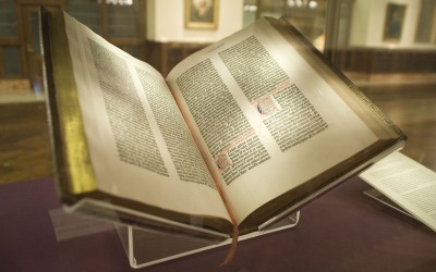 Gutenberg Bibel.jpg