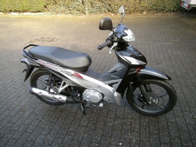 Stefans Wave 004.JPG