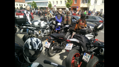 Die edle Papaki Crypton 135.