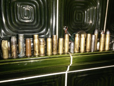 Jede Menge Hülsenrisse...