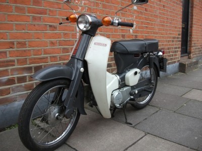 HONDA C90 GREY web1.jpg