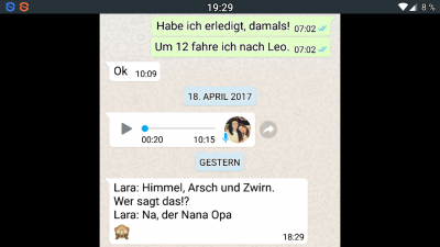 Besser als Kinder sind nur noch Enkelkinder, z.B. Lara, 3 Jahre alt.