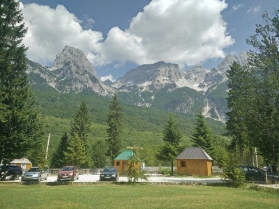 Wer wollte da jemals raufkraxeln - i nit?