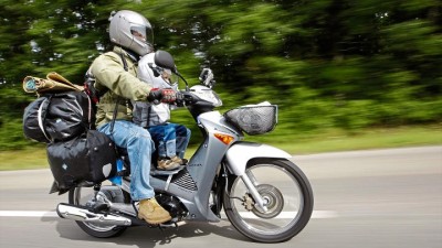 MOTORRAD 100 Millionen Honda Cub.jpg