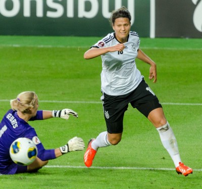 Dzsenifer Maroszan.jpg