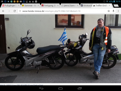 Die Linke wird mein Eigen werden. In Jannini sah ich eine schwarze Wave mit Pizzabox.