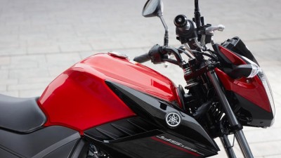 Yamaha YS 125 Tank.jpg