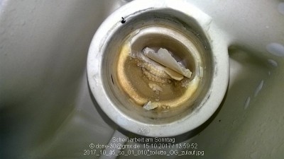 2017_10_15_so_01_010_toilette_OG_zulauf.jpg