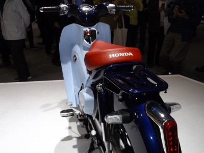 Super Cub C125 fotografiert von HydroRP in Tokio.jpg