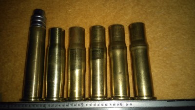 Von 45-70 auf 11 x 58R feuerformen. Die Hülsenlänge reduzierte sich dabei von ca. 55 auf 52,5 mm.