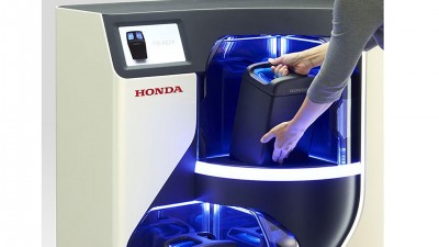 Honda Akku Tauschturm.jpg