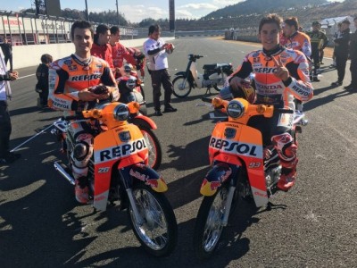Honda Cub Werksteam Dani Pedrosa und Marc Marquez.jpg