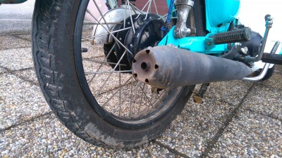 Bis der Auspuff durchrostet ist, gibt es keine EU mehr, hahaha.