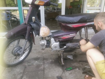 neuer hi Reifen &amp; neue 428er Kette.