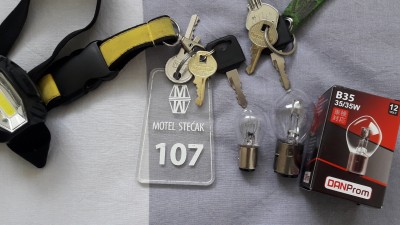 Bei vergesslichen Greisen hilft die Reserve + für 6 KM = € 3 habe ich in BiH beide Birndl nachgekauft.