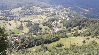 Das Tal des Flusses VRBAS nächst Donje Vakuf.