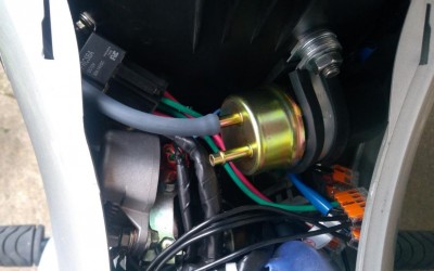 K1024_Relais für Zusatzverbraucher und Benzinpumpe an UBox.JPG