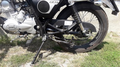 Diese Kette hängt ganz ordentlich durch.