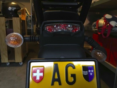 Achtung Gefahr. Der erste Schaden entstand glücklicher weise beim Transport und nicht durch mich.