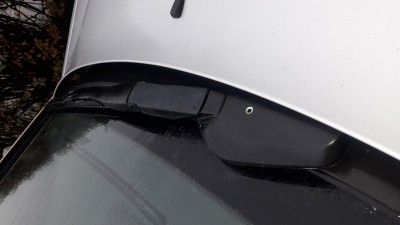 Das ganze Auto ist grad einmal 500 € wert, wenn vollgetankt!