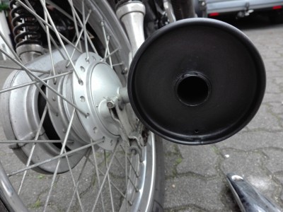 2018-11-25 Auspuff Endstück 1.jpg