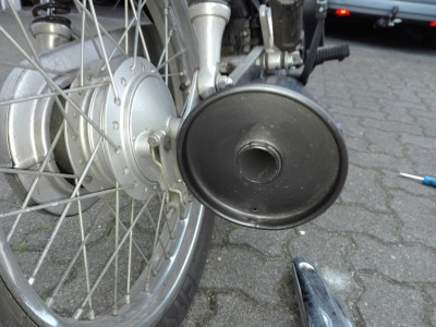 2018-11-25 Auspuff Endstück 2.jpg