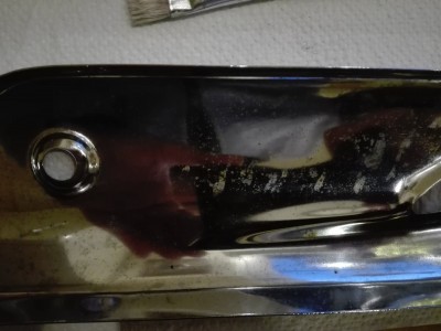 2018-11-25 Auspuffblende von innen Rostflecken.jpg