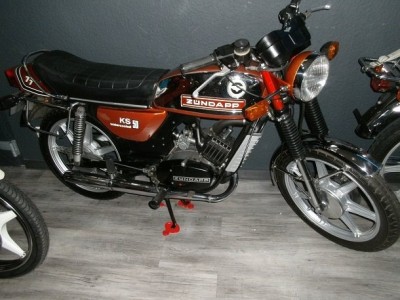 Moped Museum 003.JPG