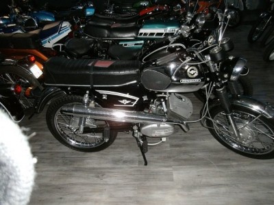Moped Museum 006.JPG