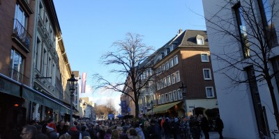 auf der Ratinger - da war für PKWs kein Durchkommen mehr