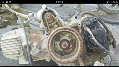 Die haben ganz sicher auch nicht die Zentrifuge gereinigt.