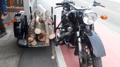 Ein Teil der Last ist schon abgeladen.