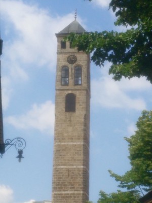 Turmuhr mit arab. Ziffern und Mondzeit!