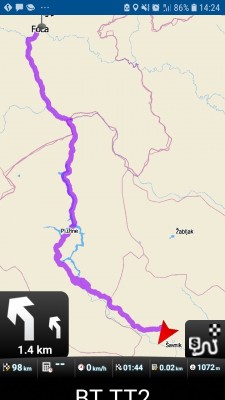 100 finstere holprige Tunnels sind die Strasse nach Plušinje.