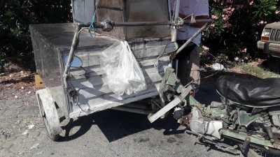 Zündschloss, Akku im Hänger, 2 IA Rückspiegel.