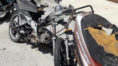 Vor einem ehem. Bikershop.