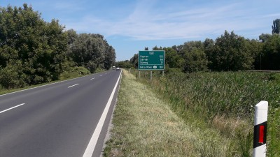 Von Siegendorf, AT bis Balatonederic, HU, führt die 84er. 128 km lang.