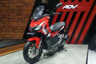 Honda_xadv150_0.jpg