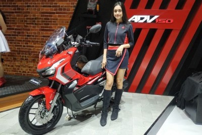 Honda_xadv150_1.jpg
