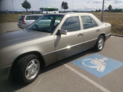 nach Reparieren, Waschen und Fönen.