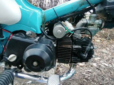 Bei Babyblue sind alle Bolzen gleichmässig stark angezogen.