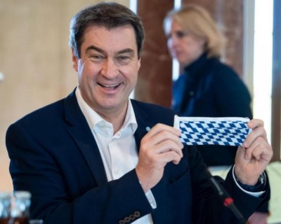 Söder Community Maske Typ Landesfarben Bayern.JPG