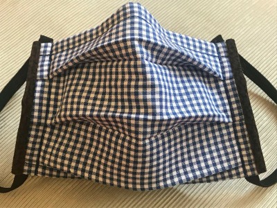 Community Maske kleinkariert.jpg