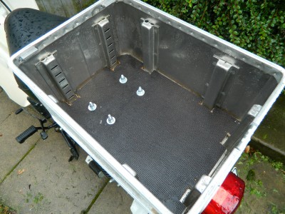 SUPER 120 Postbox 007.JPG